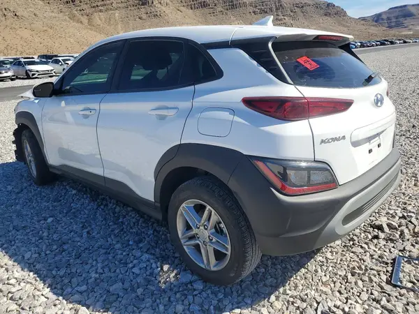 KM8K22AB3NU772969 2022 HYUNDAI KONA - Image 2