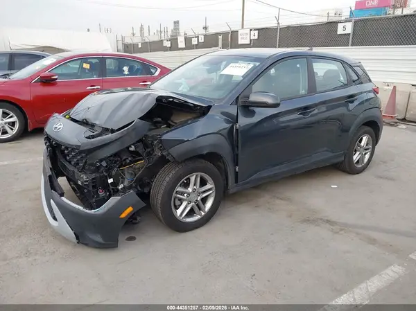 KM8K22AB3NU773846 2022 HYUNDAI KONA - Image 2