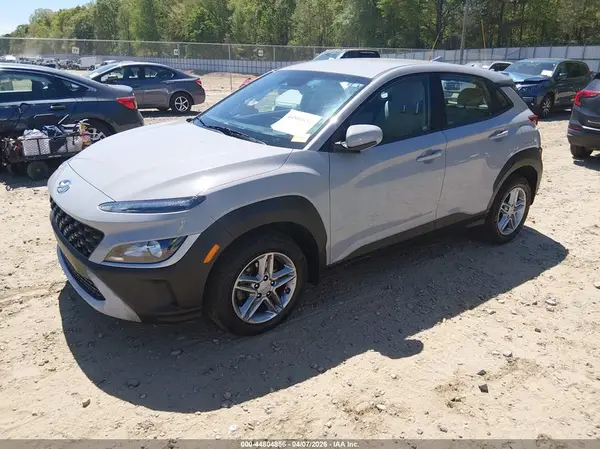 KM8K22AB3NU796365 2022 HYUNDAI KONA - Image 2