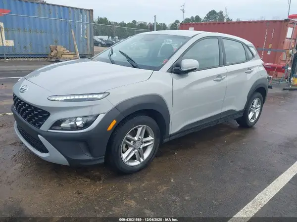 KM8K22AB3NU803279 2022 HYUNDAI KONA - Image 2