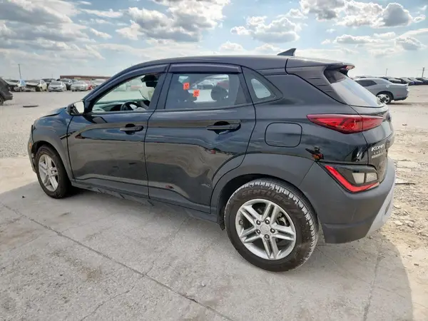 KM8K22AB3NU820356 2022 HYUNDAI KONA - Image 2
