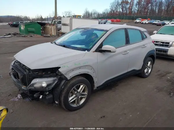 KM8K22AB4NU762385 2022 HYUNDAI KONA - Image 2