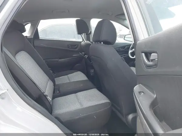 KM8K22AB4PU036870 2023 HYUNDAI KONA - Image 8