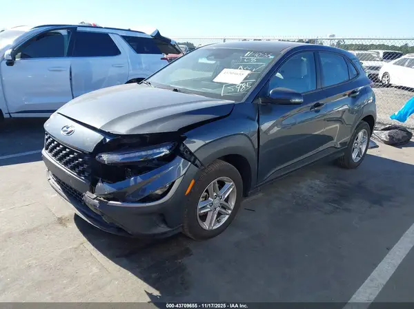 KM8K22AB5NU805485 2022 HYUNDAI KONA - Image 2