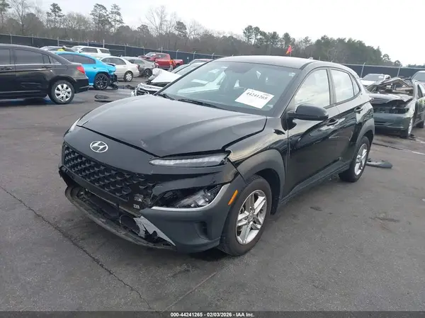 KM8K22AB5NU811528 2022 HYUNDAI KONA - Image 2