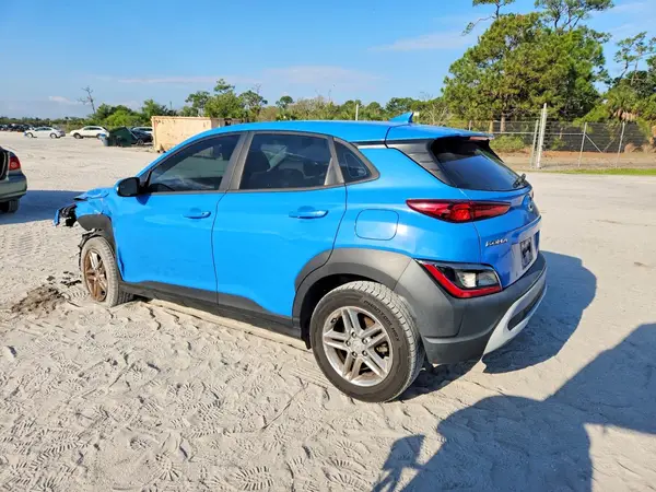 KM8K22AB6NU767619 2022 HYUNDAI KONA - Image 2