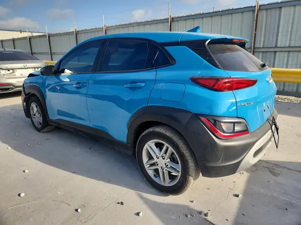 KM8K22AB6NU881457 2022 HYUNDAI KONA - Image 2