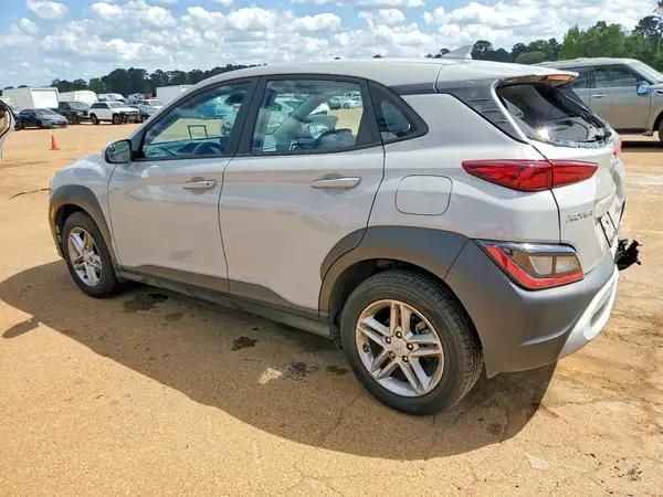KM8K22AB7NU832879 2022 HYUNDAI KONA - Image 2