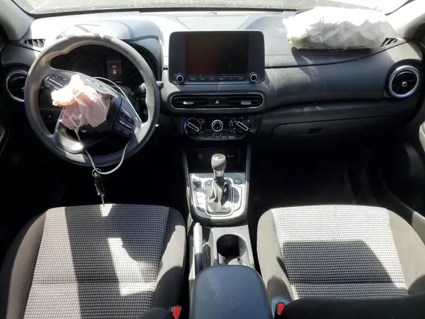 KM8K22AB8NU772319 2022 HYUNDAI KONA - Image 8