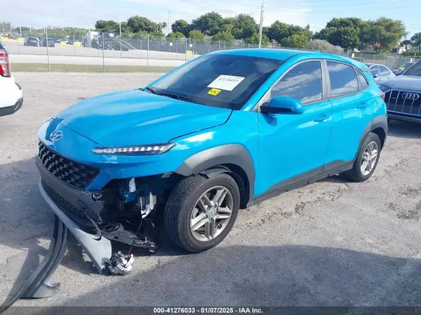 KM8K22AB8NU779402 2022 HYUNDAI KONA - Image 2