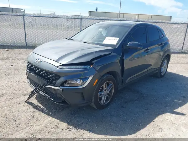 KM8K22AB8NU779853 2022 HYUNDAI KONA - Image 2