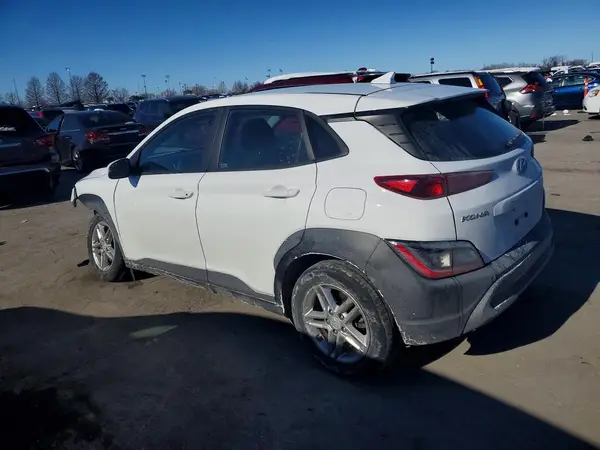 KM8K22AB8NU832213 2022 HYUNDAI KONA - Image 2