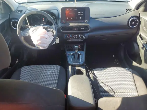 KM8K22AB8NU832213 2022 HYUNDAI KONA - Image 8