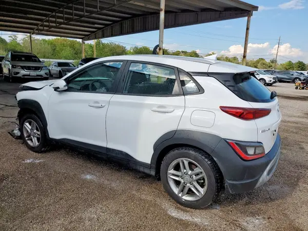 KM8K22AB8PU025967 2023 HYUNDAI KONA - Image 2