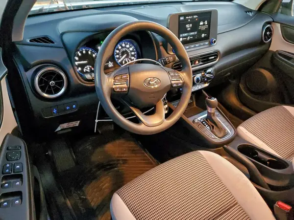 KM8K22AB8PU041635 2023 HYUNDAI KONA - Image 8