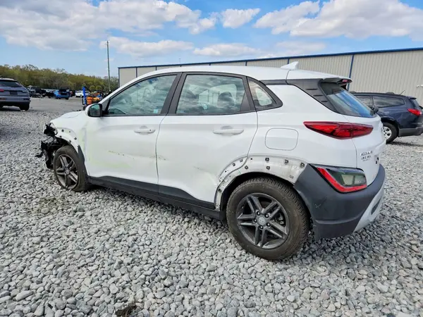 KM8K22ABXNU806048 2022 HYUNDAI KONA - Image 2