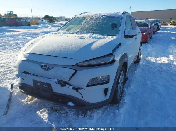 KM8K23AG0MU102604 2021 HYUNDAI KONA - Image 2