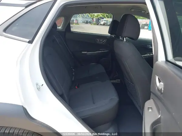 KM8K23AG0MU131374 2021 HYUNDAI KONA - Image 8