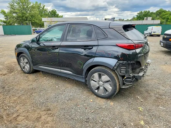 KM8K23AG0MU135019 2021 HYUNDAI KONA - Image 2