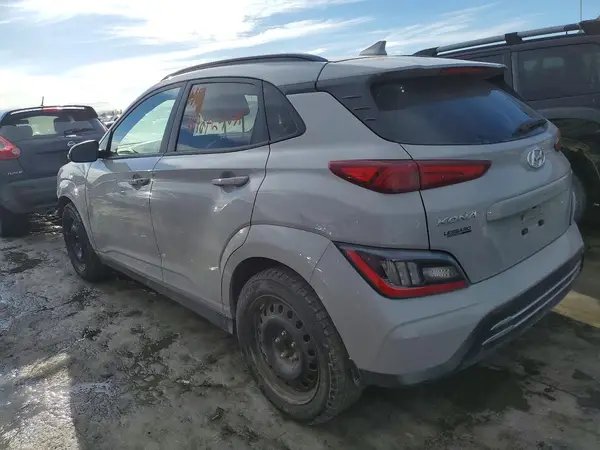 KM8K23AG0NU147835 2022 HYUNDAI KONA - Image 2