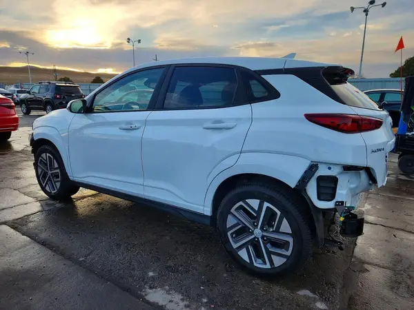 KM8K23AG0PU170695 2023 HYUNDAI KONA - Image 2