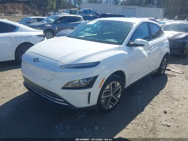 KM8K23AG0PU190087 2023 HYUNDAI KONA - Image 2