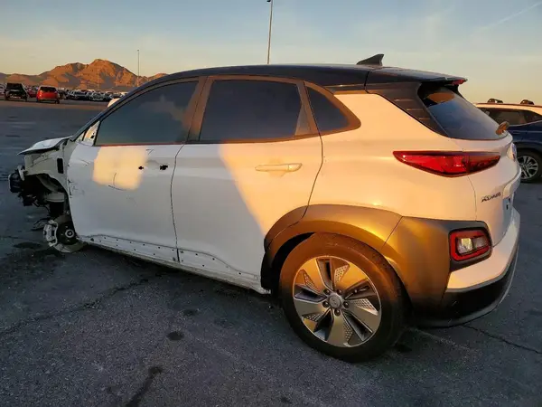 KM8K23AG1MU128984 2021 HYUNDAI KONA - Image 2
