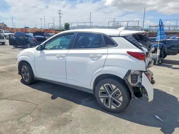 KM8K23AG1PU169958 2023 HYUNDAI KONA - Image 2
