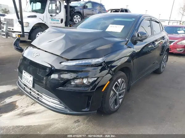 KM8K23AG1PU171452 2023 HYUNDAI KONA - Image 2