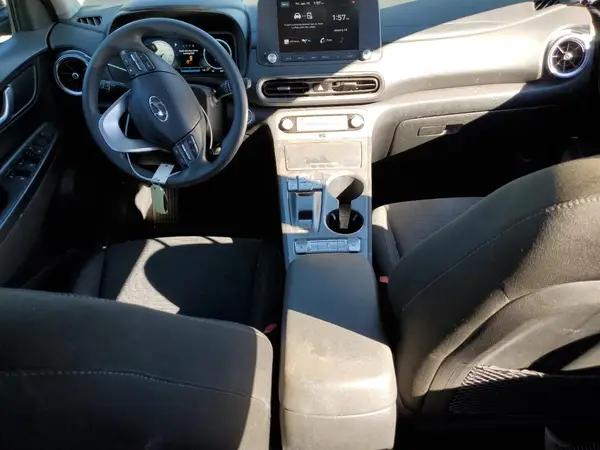 KM8K23AG1PU181639 2023 HYUNDAI KONA - Image 8