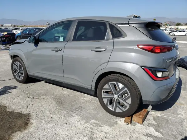 KM8K23AG1PU183875 2023 HYUNDAI KONA - Image 2