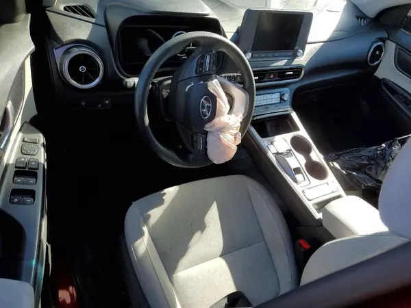 KM8K23AG1PU186212 2023 HYUNDAI KONA - Image 8