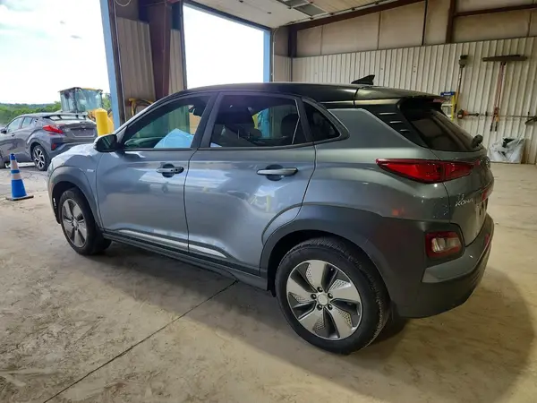 KM8K23AG2KU031340 2019 HYUNDAI KONA - Image 2