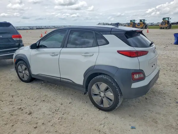 KM8K23AG2LU069054 2020 HYUNDAI KONA - Image 2