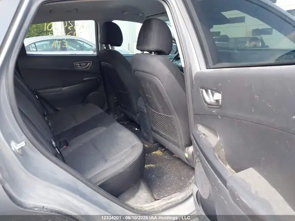 KM8K23AG2MU102927 2021 HYUNDAI KONA - Image 8