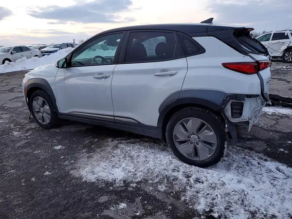 KM8K23AG2MU120845 2021 HYUNDAI KONA - Image 2