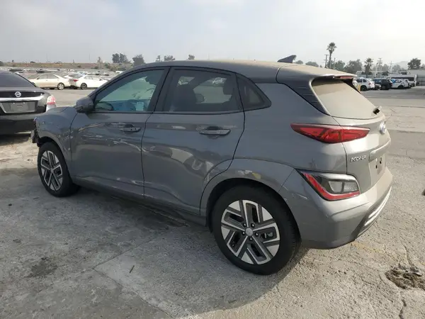 KM8K23AG2PU183738 2023 HYUNDAI KONA - Image 2