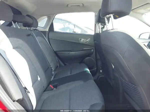KM8K23AG3MU098922 2021 HYUNDAI KONA - Image 8