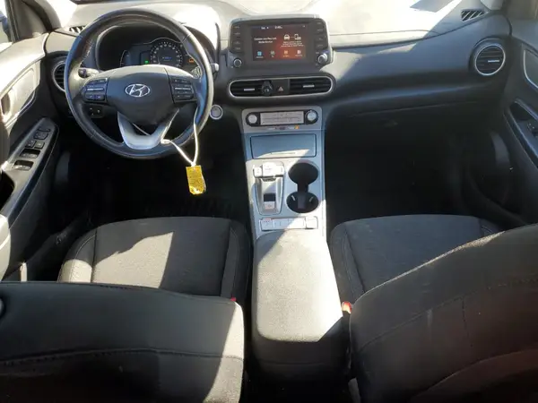 KM8K23AG3MU106825 2021 HYUNDAI KONA - Image 8