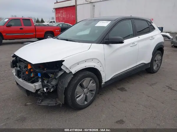 KM8K23AG4MU127554 2021 HYUNDAI KONA - Image 2