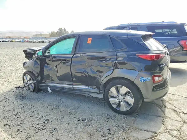 KM8K23AG4MU133239 2021 HYUNDAI KONA - Image 2