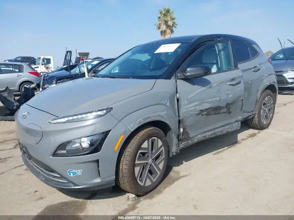 KM8K23AG4NU141181 2022 HYUNDAI KONA - Image 2