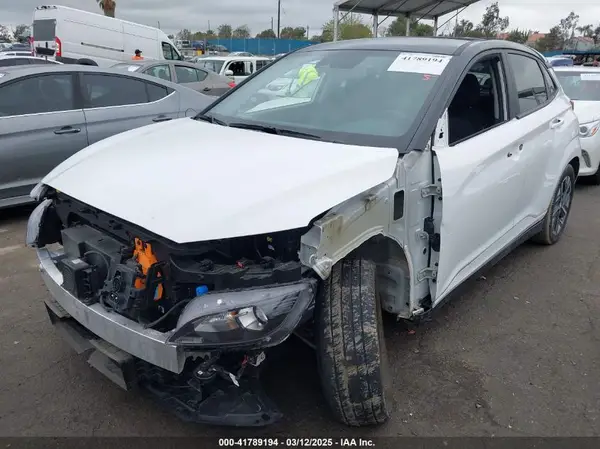 KM8K23AG4NU152097 2022 HYUNDAI KONA - Image 2