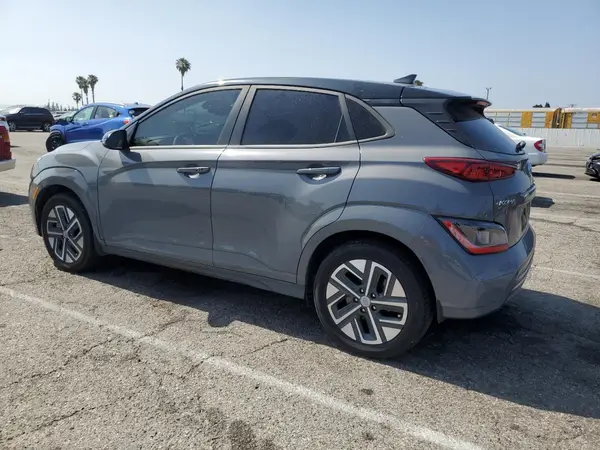 KM8K23AG4NU157705 2022 HYUNDAI KONA - Image 2
