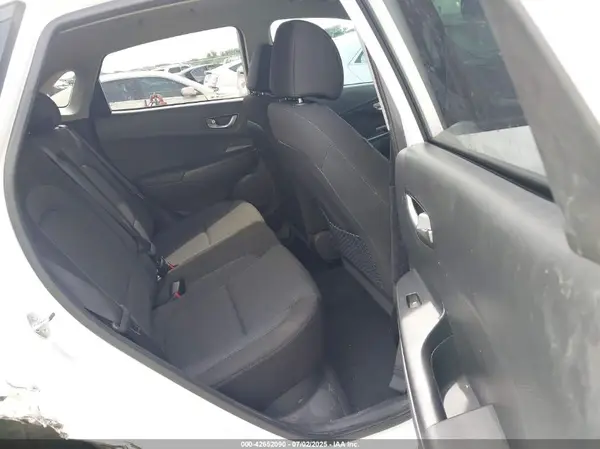 KM8K23AG4PU174703 2023 HYUNDAI KONA - Image 8