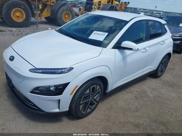 KM8K23AG4PU193672 2023 HYUNDAI KONA - Image 2