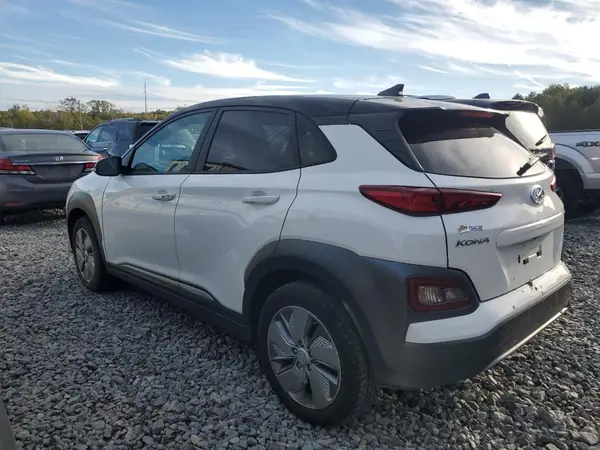 KM8K23AG5MU128213 2021 HYUNDAI KONA - Image 2
