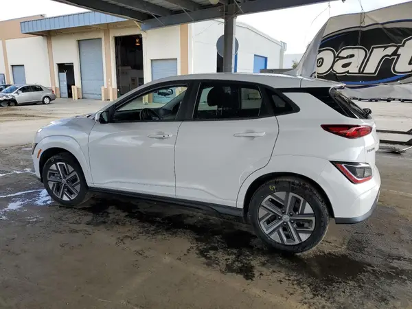 KM8K23AG5PU180090 2023 HYUNDAI KONA - Image 2