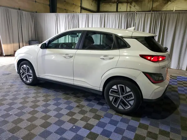 KM8K23AG5PU186956 2023 HYUNDAI KONA - Image 2