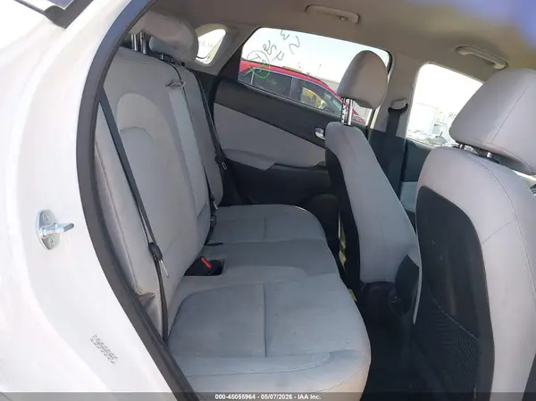 KM8K23AG5PU190876 2023 HYUNDAI KONA - Image 8
